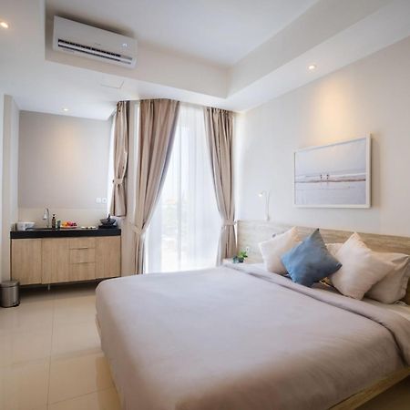 Bali Bustle Pararaton Coliving And Coworking Space Legian Eksteriør bilde