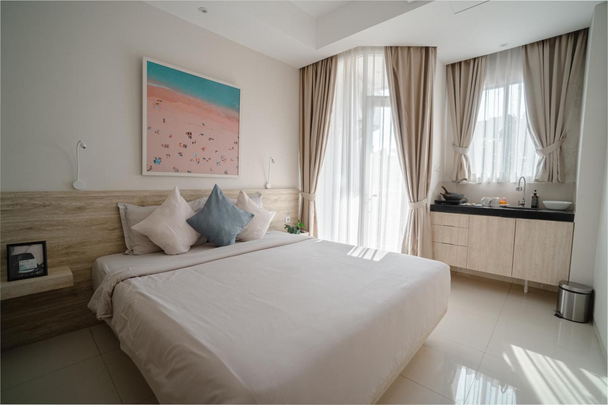 Bali Bustle Pararaton Coliving And Coworking Space Legian Eksteriør bilde