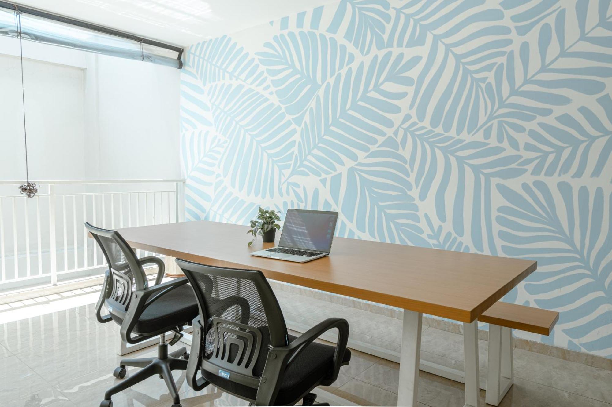 Bali Bustle Pararaton Coliving And Coworking Space Legian Eksteriør bilde